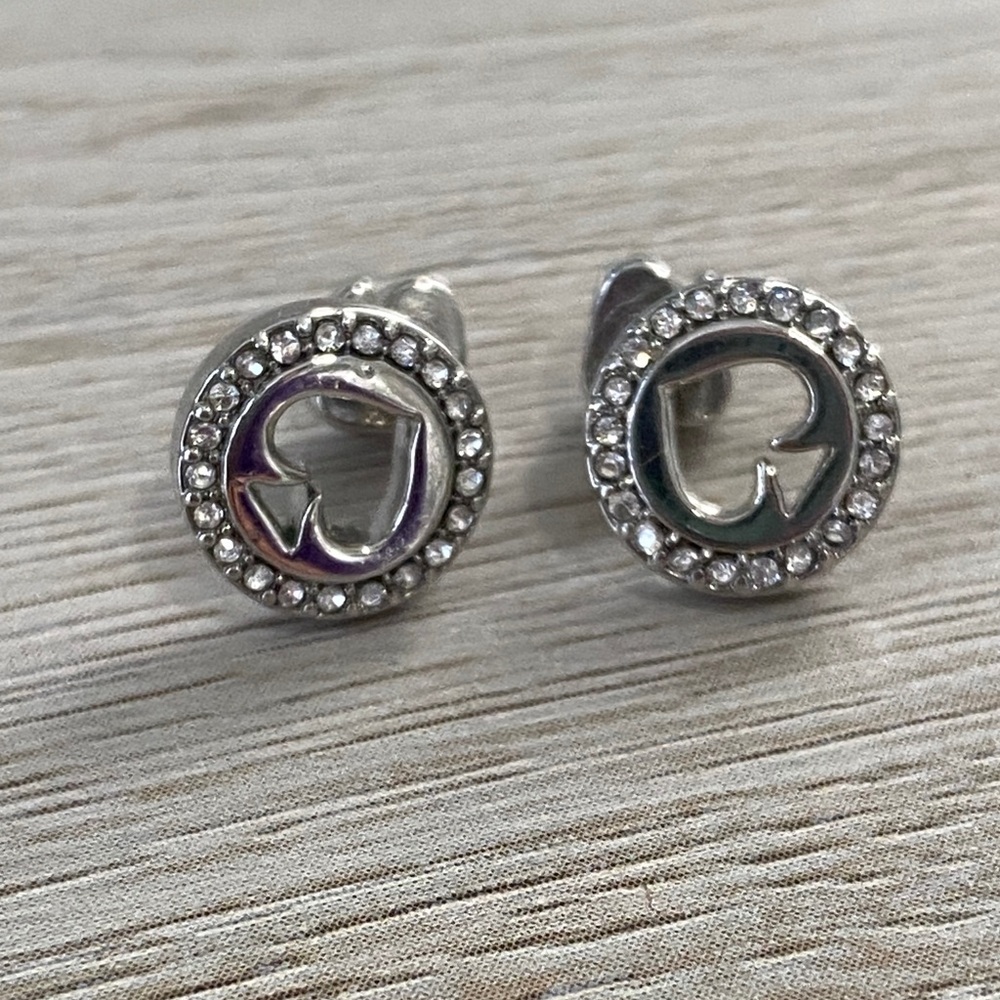 Kate Spade Sparkle Silver Spot the Spade Pave Halo Heart Stud Earrings Dust Bag - Picture 9 of 16